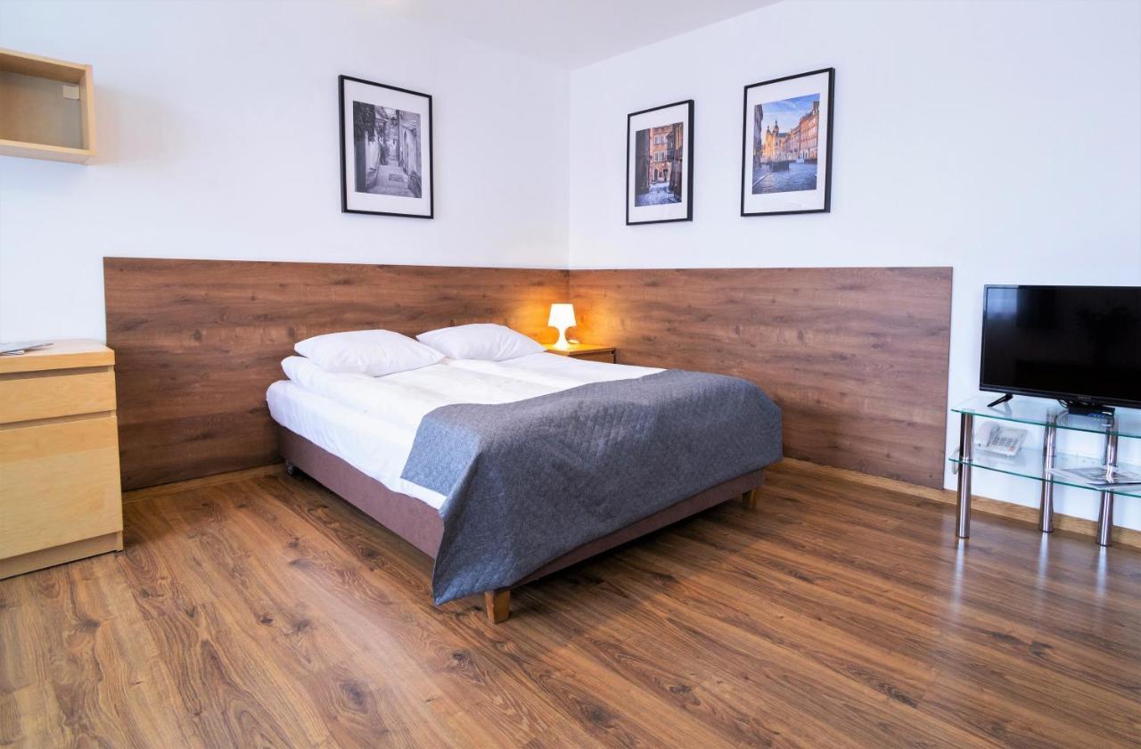 Hotel apartamentowy - Wilanów