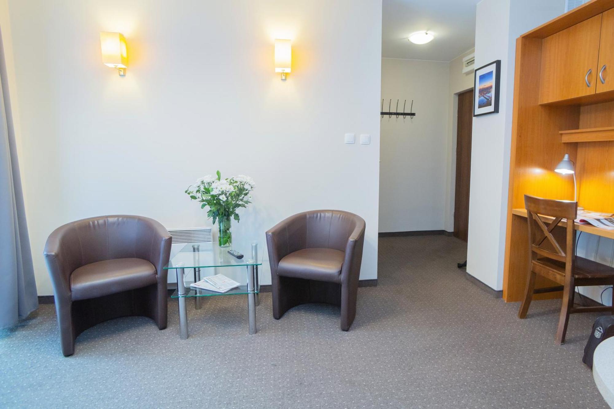 Hotel apartamentowy - Wilanów