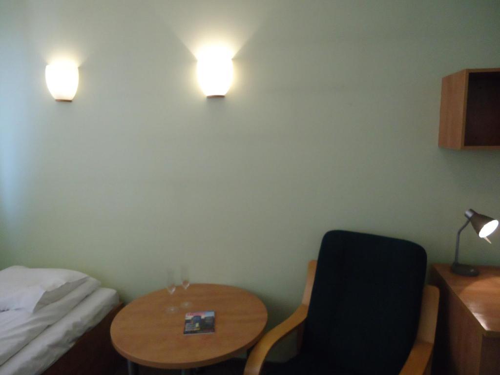 - Wilanów 2*
